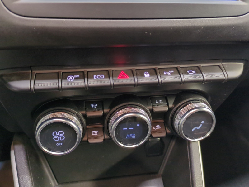 Photo 14 Dacia DUSTER 1.0 ECO-G 100CH EVASION 4X2 - E6U GPL BLEU F en vente chez Automobiles 25 Photo 14 de l'offre de DACIA DUSTER 1.0 ECO-G 100CH EVASION 4X2 - E6U à 14990€ chez Automobiles 25