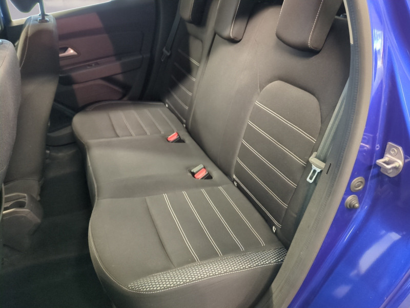 Photo 6 Dacia DUSTER 1.0 ECO-G 100CH EVASION 4X2 - E6U GPL BLEU F en vente chez Automobiles 25 Photo 6 de l'offre de DACIA DUSTER 1.0 ECO-G 100CH EVASION 4X2 - E6U à 14990€ chez Automobiles 25