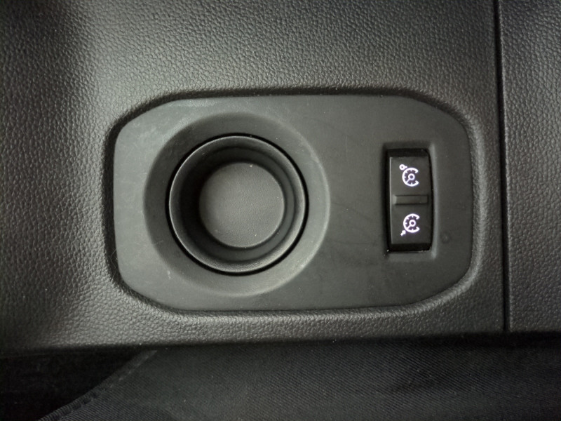 Photo 16 de l'offre de DACIA DUSTER 1.0 ECO-G 100CH EVASION 4X2 - E6U à 14990€ chez Automobiles 25