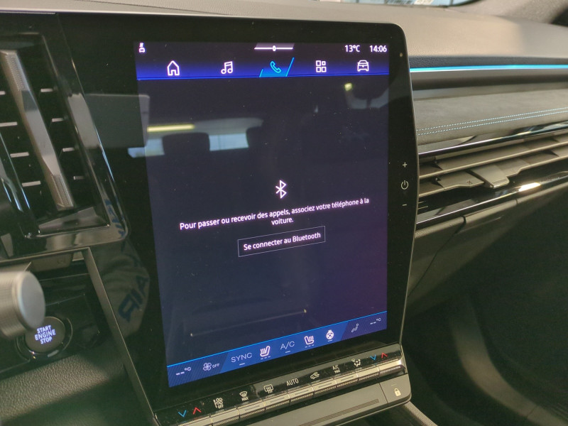 Photo 11 Renault AUSTRAL 1.2 E-TECH FULL HYBRID 200CH ESPRIT ALPINE -20% Hybride BLANC NACRÉ / TOIT N en vente chez Automobiles 25 Photo 11 de l'offre de RENAULT AUSTRAL 1.2 E-TECH FULL HYBRID 200CH ESPRIT ALPINE -20% à 38799€ chez Automobiles 25