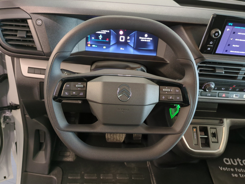 Photo 3 Citroen JUMPY FG XL 2.0 BLUEHDI 145CH S&S EAT8 -35% Diesel BLANC ICY en vente chez Automobiles 25 Photo 3 de l'offre de CITROEN JUMPY FG XL 2.0 BLUEHDI 145CH S&S EAT8 -35% à 31199€ chez Automobiles 25