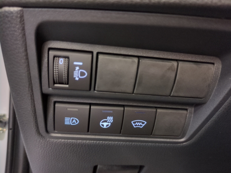 Photo 16 de l'offre de TOYOTA YARIS CROSS 130H DESIGN MY25 -17% à 26999€ chez Automobiles 25