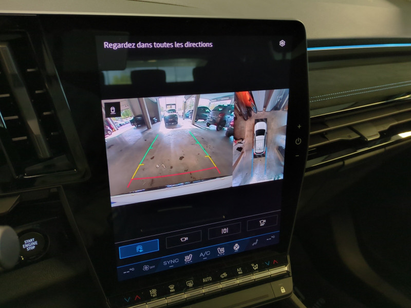 Photo 13 Renault AUSTRAL 1.2 E-TECH FULL HYBRID 200CH ESPRIT ALPINE -20% Hybride BLANC NACRÉ / TOIT N en vente chez Automobiles 25 Photo 13 de l'offre de RENAULT AUSTRAL 1.2 E-TECH FULL HYBRID 200CH ESPRIT ALPINE -20% à 38799€ chez Automobiles 25