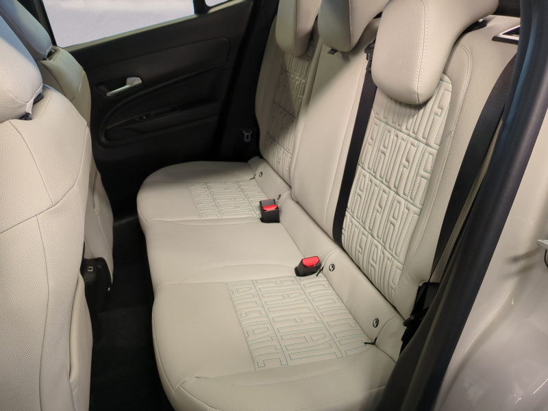 Photo 7 de l'offre de FIAT 600 1.2 HYBRID TURBO 145CH LA PRIMA DCT6 -22% à 25998€ chez Automobiles 25