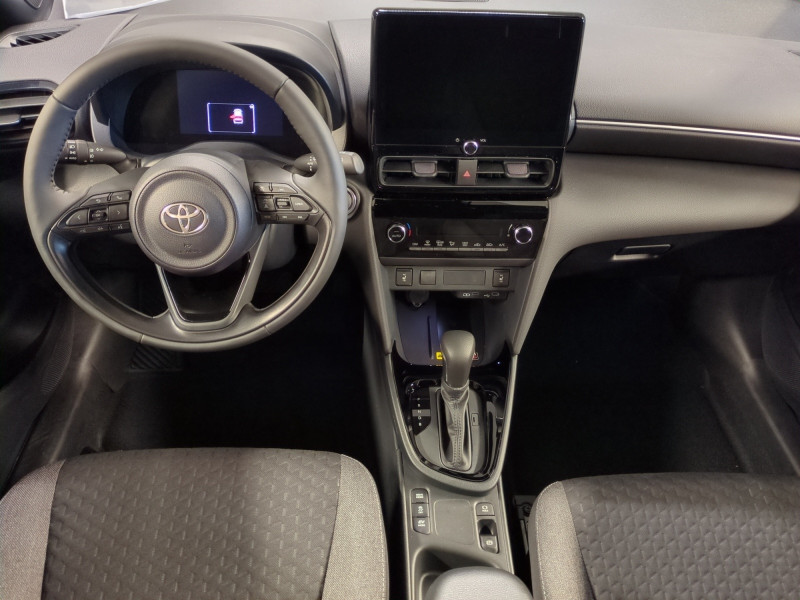 Photo 3 de l'offre de TOYOTA YARIS CROSS 130H DESIGN MY25 -17% à 26999€ chez Automobiles 25