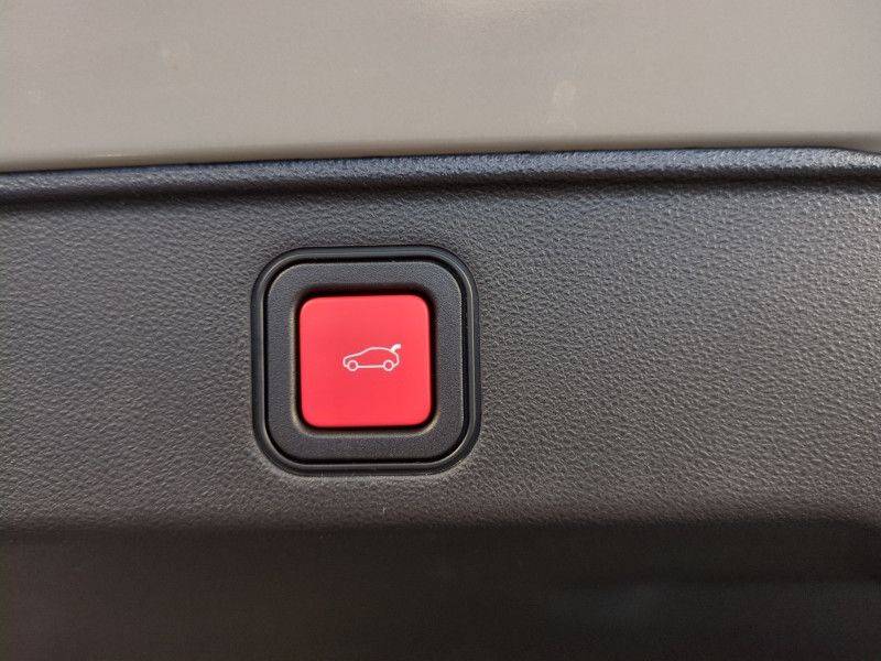 Photo 19 de l'offre de FIAT 600 1.2 HYBRID TURBO 145CH LA PRIMA DCT6 -22% à 25998€ chez Automobiles 25