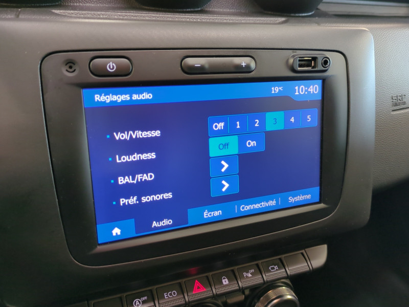 Photo 12 Dacia DUSTER 1.0 ECO-G 100CH EVASION 4X2 - E6U GPL BLEU F en vente chez Automobiles 25 Photo 12 de l'offre de DACIA DUSTER 1.0 ECO-G 100CH EVASION 4X2 - E6U à 14990€ chez Automobiles 25