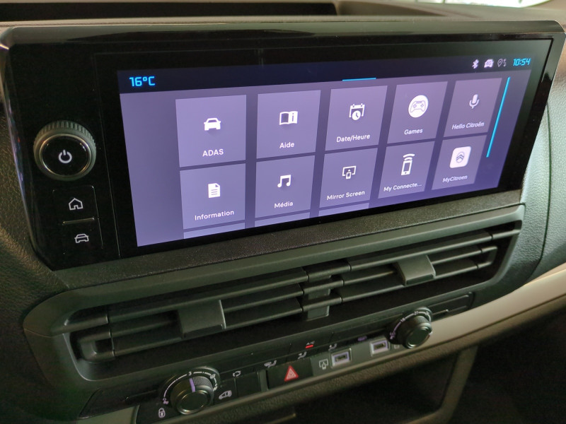 Photo 10 Citroen JUMPY FG XL 2.0 BLUEHDI 145CH S&S EAT8 -35% Diesel BLANC ICY en vente chez Automobiles 25 Photo 10 de l'offre de CITROEN JUMPY FG XL 2.0 BLUEHDI 145CH S&S EAT8 -35% à 31199€ chez Automobiles 25