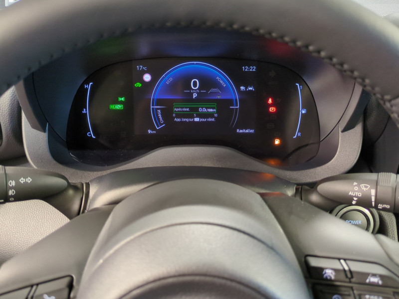 Photo 7 Toyota YARIS CROSS 130H DESIGN MY25 -17% Hybride BLANC NACRE en vente chez Automobiles 25 Photo 7 de l'offre de TOYOTA YARIS CROSS 130H DESIGN MY25 -17% à 26999€ chez Automobiles 25