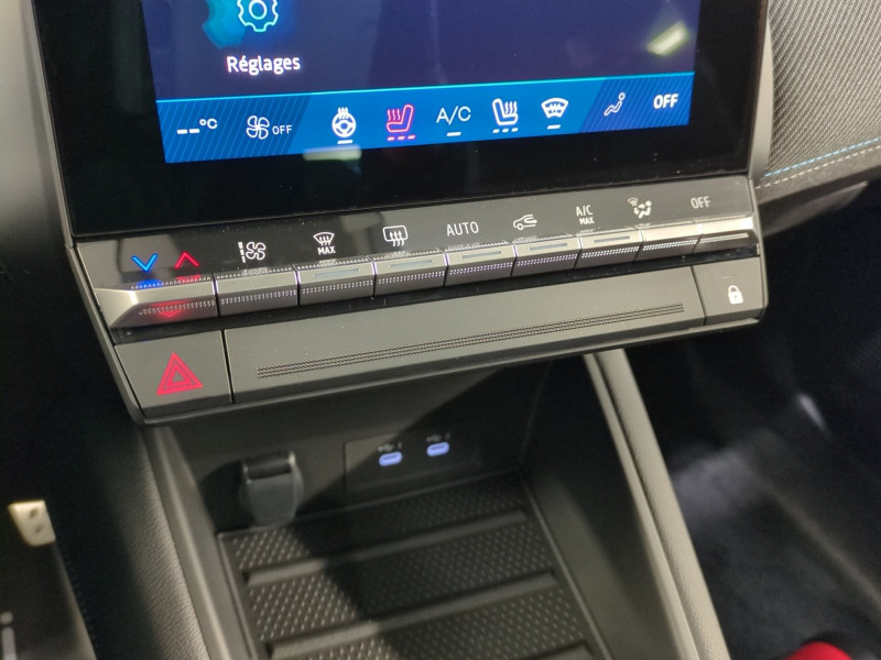 Photo 15 de l'offre de RENAULT SYMBIOZ 1.6 E-TECH FULL HYBRID 145CH ESPRIT ALPINE -22% à 30998€ chez Automobiles 25