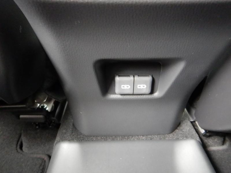 Photo 30 de l'offre de SUZUKI Across 2.5 Hybride Rechargeable 306ch Pack 2023 à 49990€ chez Garage Bazin