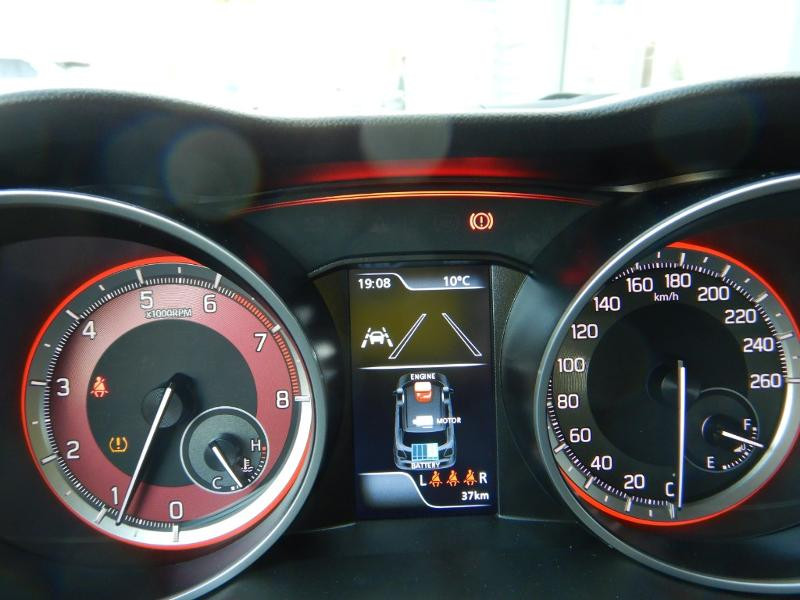 Photo 16 de l'offre de SUZUKI Swift 1.4 Boosterjet Hybrid 129ch Sport à 21700€ chez Garage Bazin