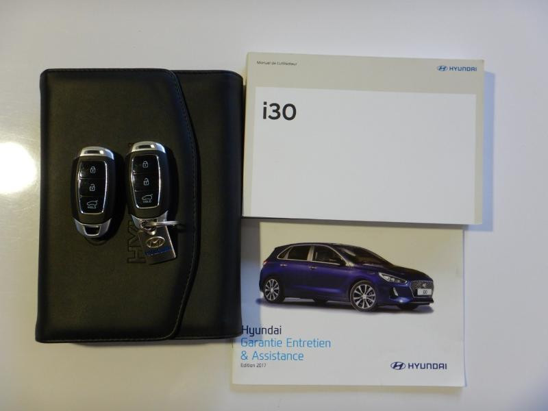 Photo 25 de l'offre de HYUNDAI i30 1.6 CRDi 115ch Edition Navi DCT-7 Euro6d-T à 15990€ chez Garage Bazin