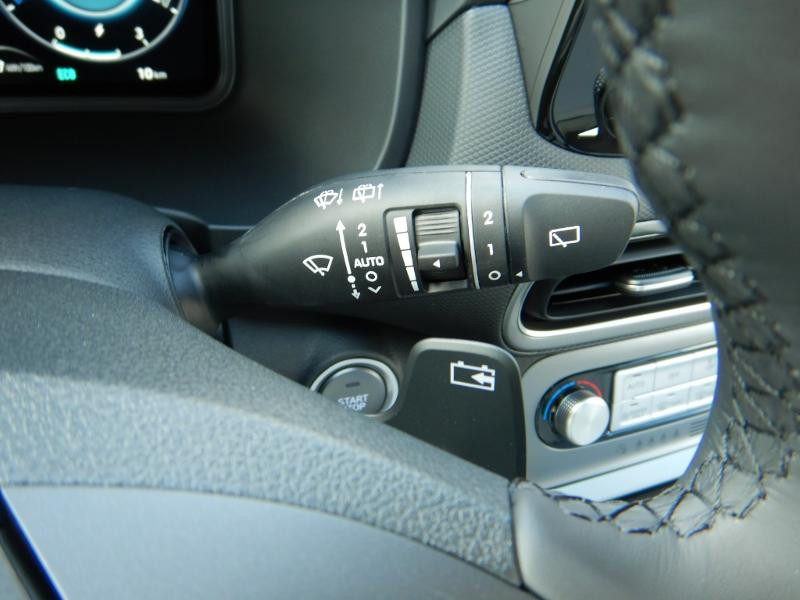 Photo 11 de l'offre de HYUNDAI Kona Electric 64kWh - 204ch Executive à 37150€ chez Garage Bazin