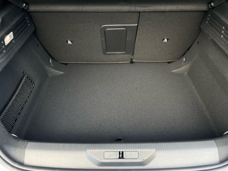 Photo 18 de l'offre de PEUGEOT 308 1.5 BLUEHDI 130CH S&S ALLURE PACK EAT8 à 33990€ chez BCP Automobiles