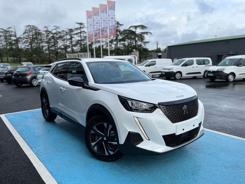 Photo 3 de l'offre de PEUGEOT 2008 1.2 PURETECH 100CH S&S ALLURE à 26490€ chez BCP Automobiles