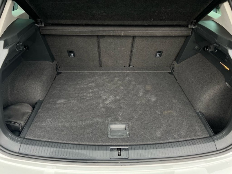 Photo 20 de l'offre de VOLKSWAGEN TIGUAN 2.0 TDI 150CH CARAT 4MOTION DSG7 à 27990€ chez BCP Automobiles