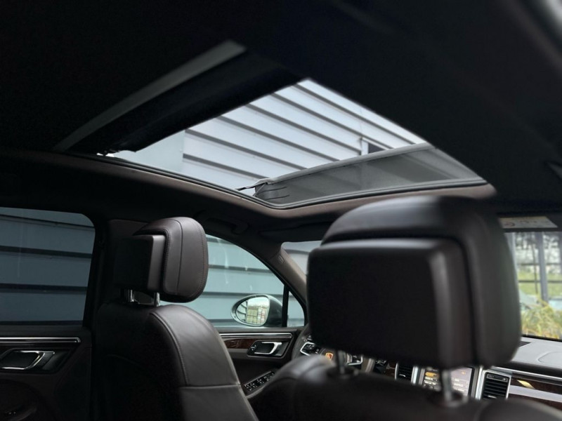 Photo 19 de l'offre de PORSCHE MACAN 3.0 V6 258CH S DIESEL PDK à 42990€ chez BCP Automobiles