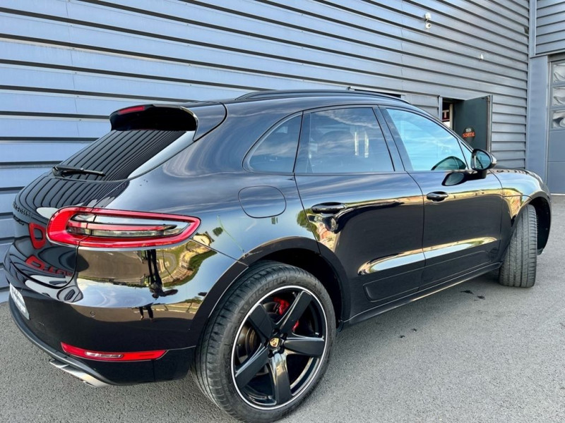 Photo 2 de l'offre de PORSCHE MACAN 3.6 V6 400CH TURBO PDK à 51990€ chez BCP Automobiles