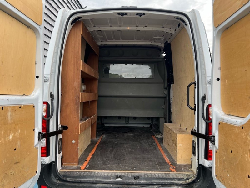 Photo 19 de l'offre de RENAULT MASTER III FG F3500 L2H2 2.3 DCI 135CH CABINE APPROFONDIE GRAND CONFORT EURO6 à 35990€ chez BCP Automobiles