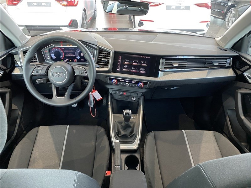 Photo 2 de l'offre de AUDI A1 30 TFSI 110 CH BVM6 à 26500€ chez Alliance Auto – Audi Morlaix