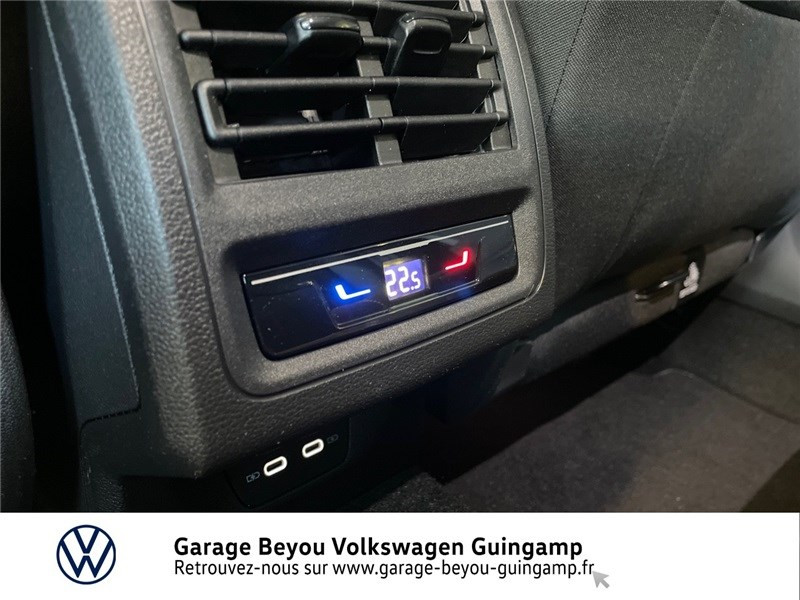 Photo 18 de l'offre de VOLKSWAGEN GOLF 1.5 ETSI OPF 130 DSG7 à 36145€ chez Garage Beyou - Volkswagen Guingamp