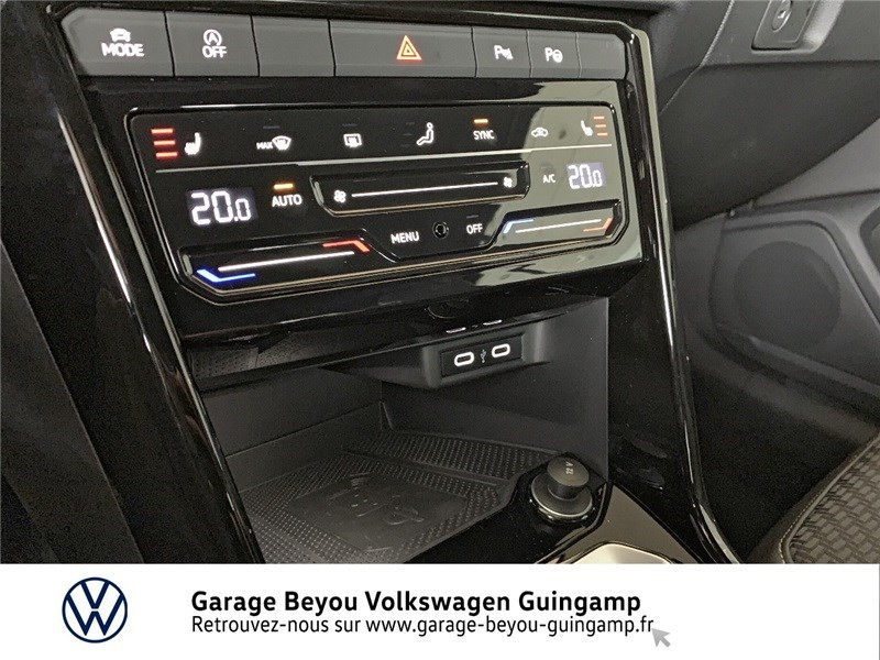 Photo 19 de l'offre de VOLKSWAGEN T-ROC 1.5 TSI EVO 150 START/STOP DSG7 à 41990€ chez Garage Beyou - Volkswagen Guingamp