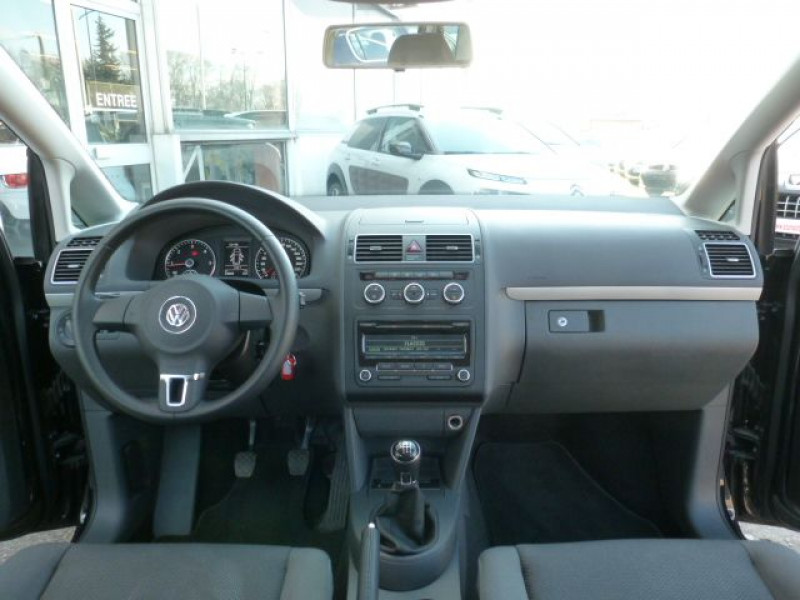 Photo 7 de l'offre de VOLKSWAGEN TOURAN 1.6 TDI 105CH FAP CONFORTLINE à 19350€ chez Azur Automobile