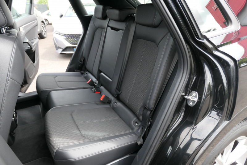 Photo 5 de l'offre de AUDI Q3 35 TDI 150CH S LINE S TRONIC 7 à 40990€ chez Azur Automobile