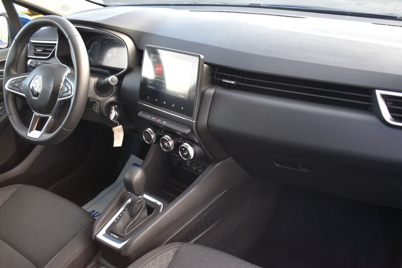 Photo 4 de l'offre de RENAULT CLIO V 1.6 E-TECH 140CH ZEN -21 à 18990€ chez Garage Charrier