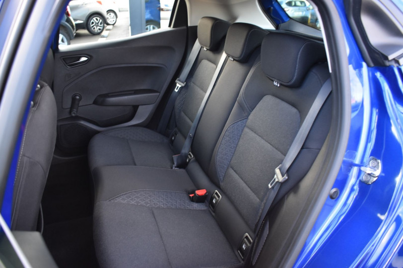 Photo 8 de l'offre de RENAULT CLIO V 1.6 E-TECH 140CH ZEN -21 à 18990€ chez Garage Charrier