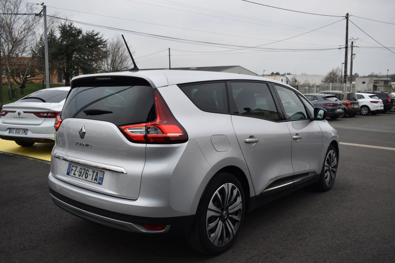 Photo 2 de l'offre de RENAULT GRAND SCENIC IV 1.3 TCE 140CH BUSINESS 7 PLACES - 21 à 23990€ chez Garage Charrier