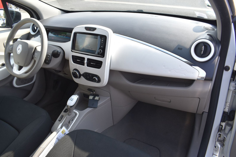 Photo 3 de l'offre de RENAULT ZOE LIFE CHARGE NORMALE TYPE 2 à 9490€ chez Garage Charrier