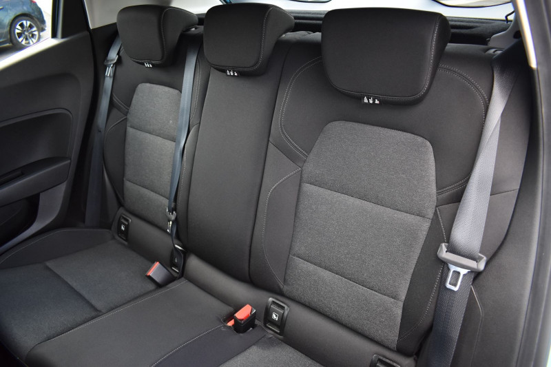 Photo 11 de l'offre de RENAULT CLIO V 1.5 BLUE DCI 100CH BUSINESS 21N à 14490€ chez Garage Charrier