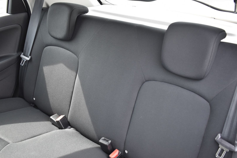 Photo 8 de l'offre de RENAULT ZOE LIFE CHARGE NORMALE R110 4CV à 15990€ chez Garage Charrier