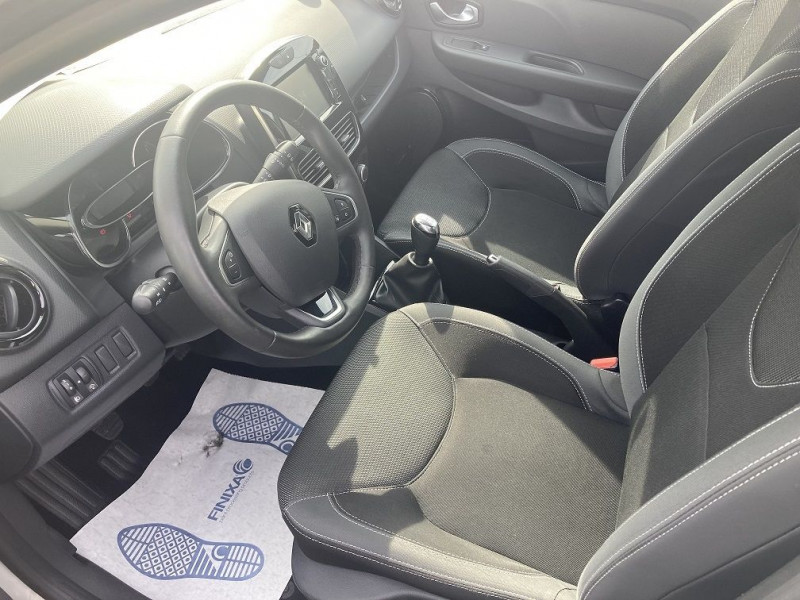 Photo 5 de l'offre de RENAULT CLIO IV 1.2 16V 75CH ZEN 5P à 10990€ chez ATCA 61