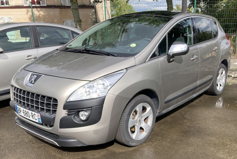 Peugeot 3008 1.6 HDI112 FAP PREMIUM PACK BMP6 Diesel GRIS C Occasion à vendre