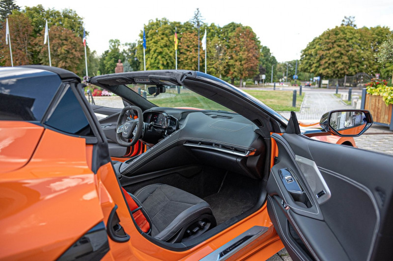 Photo 7 de l'offre de CHEVROLET CORVETTE CABRIOLET C8 6.2 V8 482 CV 3LT à 145000€ chez François-Pierre automobiles