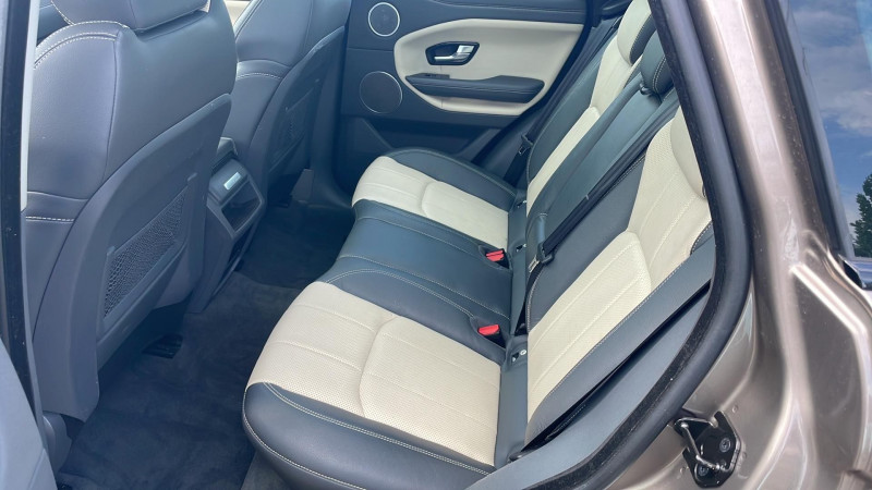 Photo 8 de l'offre de LAND-ROVER EVOQUE 2.0 TD4 180 PURE MARK III à 19500€ chez François-Pierre automobiles