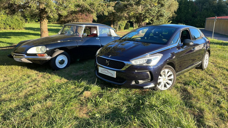 Photo 16 de l'offre de DS DS 5 BLUEHDI 120CH 1955 S&S à 14000€ chez François-Pierre automobiles