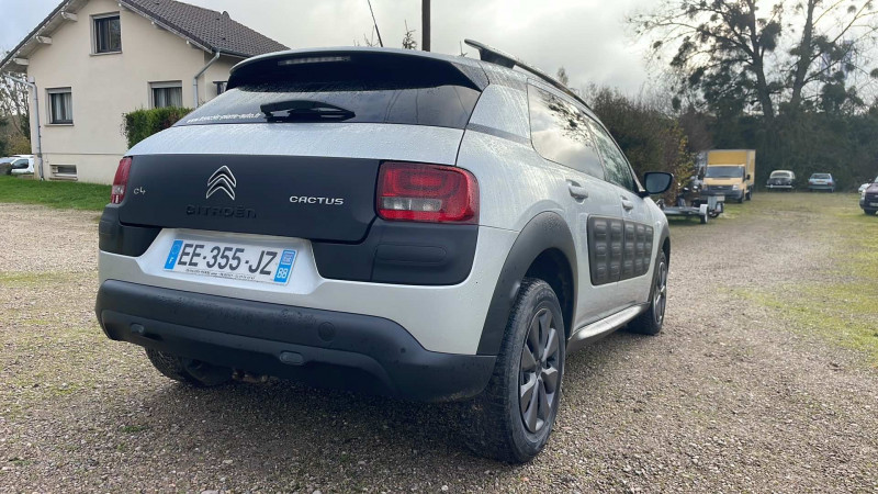 Photo 3 de l'offre de CITROEN C4 CACTUS BLUEHDI 100 FEEL BUSINESS S&S 82G à 7900€ chez François-Pierre automobiles