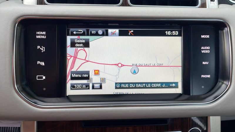 Photo 8 de l'offre de LAND-ROVER RANGE ROVER 4.4 SDV8 339 VOGUE SWB MARK V à 41900€ chez François-Pierre automobiles
