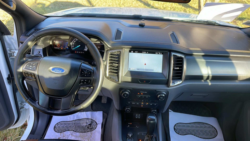 Photo 7 de l'offre de FORD RANGER 3.2 TDCI 200CH SUPER CAB XLT WILDTRAK BVA à 24000€ chez François-Pierre automobiles