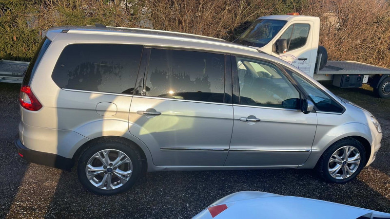 Photo 7 de l'offre de FORD GALAXY 2.0 TDCI 140CH FAP TITANIUM à 8900€ chez François-Pierre automobiles