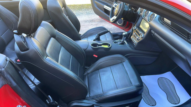 Photo 13 de l'offre de FORD MUSTANG CONVERTIBLE 5.0 V8 450CH GT BVA10 à 49900€ chez François-Pierre automobiles
