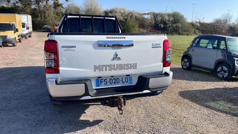 Photo 5 de l'offre de MITSUBISHI L200 2.2 DI-D 150CH CLUB CAB EVAP ISC INTENSE à 21900€ chez François-Pierre automobiles