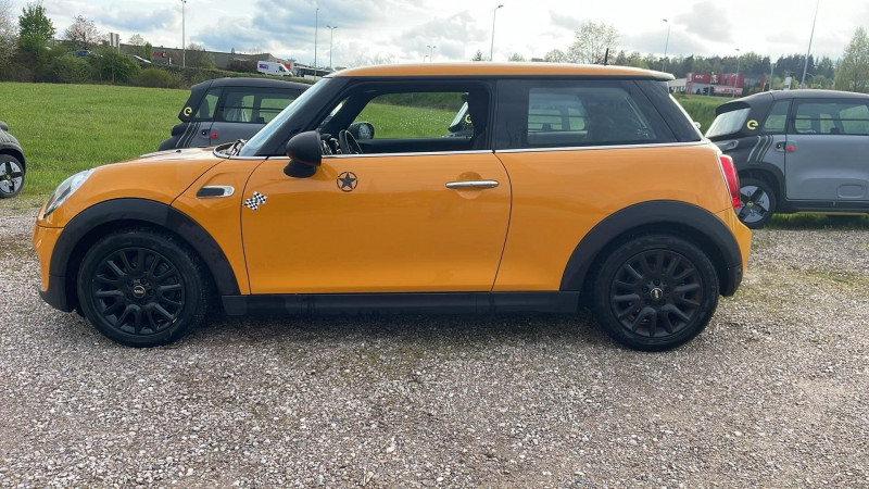 Photo 2 de l'offre de MINI MINI ONE 102CH à 9900€ chez François-Pierre automobiles