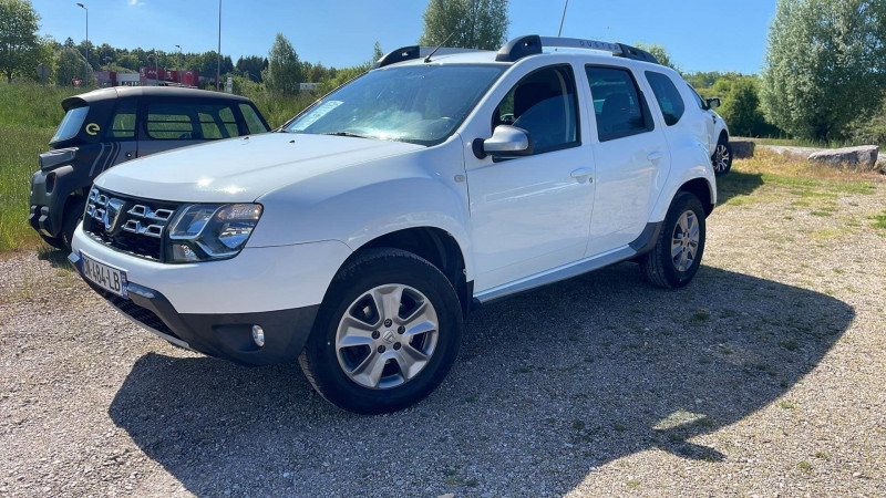 Dacia DUSTER 1.5 DCI 110CH PRESTIGE 4X2 Diesel BLANC Occasion à vendre