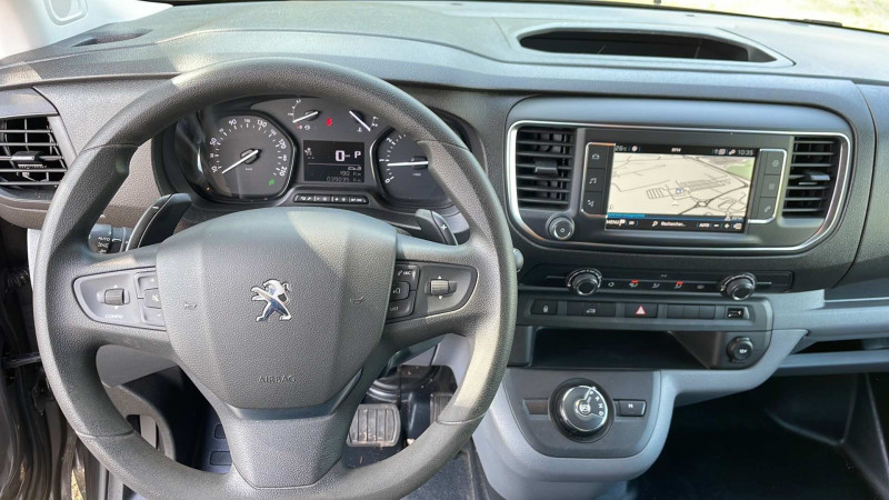 Photo 4 de l'offre de PEUGEOT EXPERT FG STANDARD 2.0 BLUEHDI 180CH S&S PREMIUM EAT8 à 26000€ chez François-Pierre automobiles