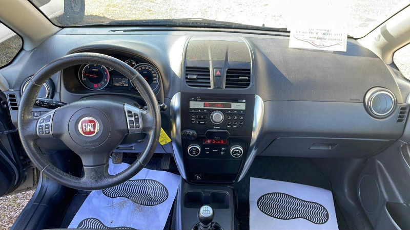Photo 2 de l'offre de FIAT SEDICI 2.0 MULTIJET 16V 135CH EMOTION 4X4 à 5900€ chez François-Pierre automobiles